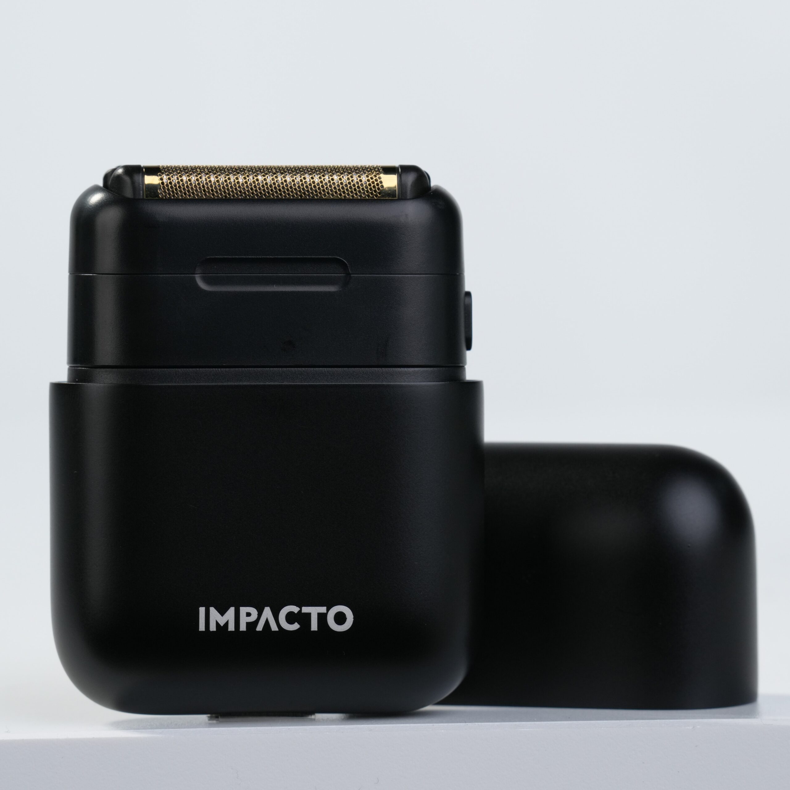 Cocco Impacto Micro Wet-Dry Shaver Black